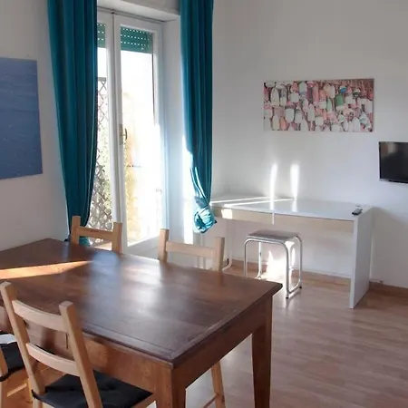 Апартаменты Mickey's House *