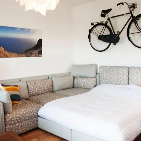 Апартаменты Mickey's House *